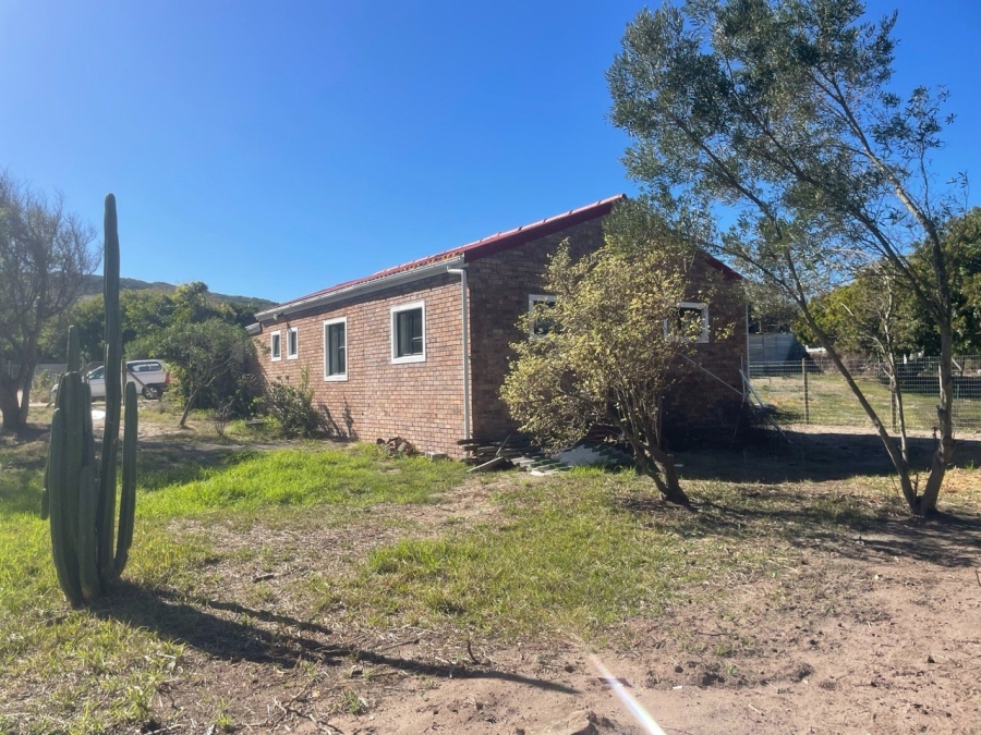 To Let 2 Bedroom Property for Rent in Crofters Valley Western Cape